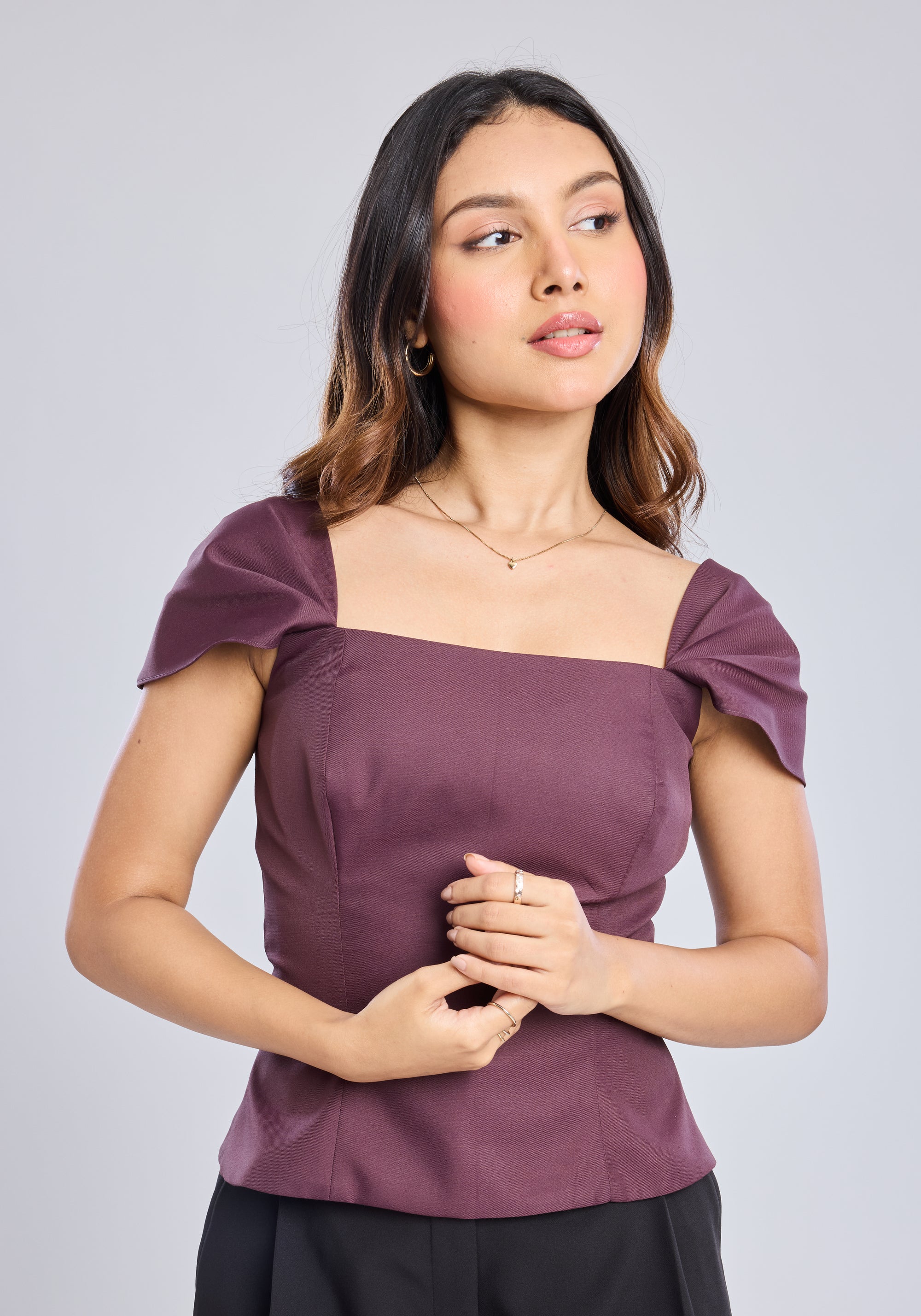 VERSA Violet Top